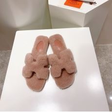 Hermes Slippers